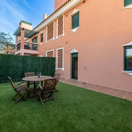 Cabopino, Cerca De Todo Marbella